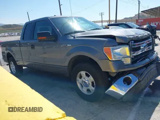 2013 Ford F-150 XL с VIN 1FTFX1CF4DFB61322, выставлен на аукционе IAAI как лот 42216887 с пробегом 107 136 миль миль и . История ставок и продаж доступна на DreamBid. Изображение 1.