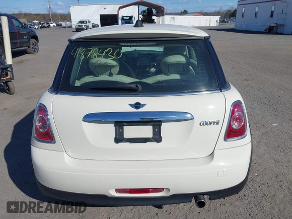 2012 MINI Hardtop with VIN WMWSU3C59CT255588, listed as a IAAI auction lot 41878430 with 103,033 mi miles and . Bid and sale history available at DreamBid. Image 16.