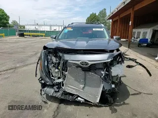 2023 Toyota Highlander L with VIN 5TDKDRBH5PS005383, listed as a Copart auction lot 59811145 with 18,507 mi miles and Salvage title. Bid and sale history available at DreamBid. Image 14.