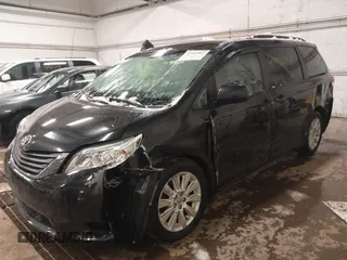 2012 Toyota Sienna LE with VIN 5TDJK3DC1CS036110, listed as a IAAI auction lot 41943807 with 255,111 mi miles. Bid and sale history available at carsss.com. Image 17.