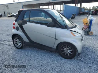 2009 Smart fortwo Passion z VIN WMEEK31X69K221523, wystawiony jako Copart lot #45155415 z przebiegiem 133 638 mil mil oraz Czysty tytuł • Clean title. Historia ofert i sprzedaży dostępna na DreamBid. Obrazek 4.