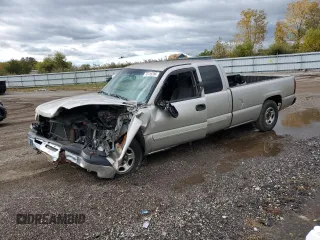 2004 Chevrolet Silverado 1500 Work Truck with VIN 1GCEC19V54E204447, listed as a Copart auction lot 76116284 with 285,385 mi miles and Salvage Title. Bid and sale history available at carsss.com. Image 1.