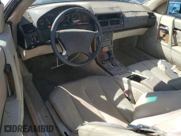 1992 Mercedes-Benz 500 z VIN WDBFA66E3NF060502, wystawiony jako Copart lot #50443615 z przebiegiem 99 956 mil mil oraz Czysty tytuł • Clean title. Historia ofert i sprzedaży dostępna na DreamBid. Obrazek 8.