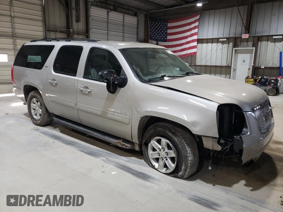 2008 GMC Yukon XL SLT with VIN 1GKFC16J78R252671, listed as a Copart auction lot 47294365 with 173,819 mi miles and Salvage Title. Bid and sale history available at carsss.com. Image 4.