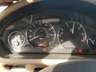 2001 BMW Z3 2.5i with VIN WBACN33421LK49587, listed as a Copart auction lot 77477174 with 122,981 mi miles and Salvage Title. Bid and sale history available at carsss.com. Image 9.