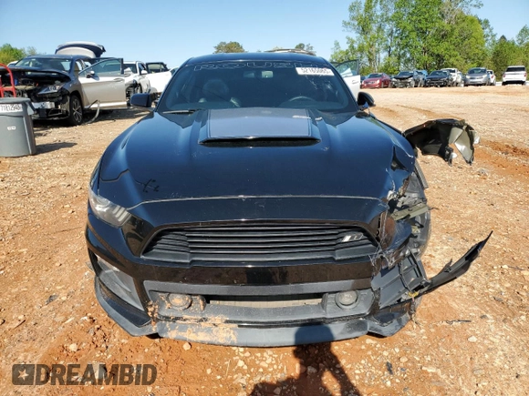 2015 Ford Mustang EcoBoost with VIN 1FA6P8TH1F5372860, listed as a Copart auction lot 52165065 with 131,237 mi miles and Clean Title. Bid and sale history available at carsss.com. Image 5.