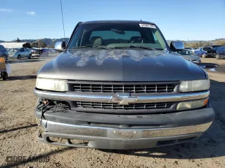 2001 Chevrolet Silverado 1500 LS with VIN 2GCEC19TX11265109, listed as a Copart auction lot 44585145 with 0 mi miles and Salvage Title. Bid and sale history available at carsss.com. Image 5.