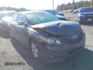 2011 Toyota Camry LE z VIN 4T1BF3EK5BU626900, wystawiony jako IAAI lot #41755105 z przebiegiem 223 332 mil mil oraz . Historia ofert i sprzedaży dostępna na DreamBid. Obrazek 1.