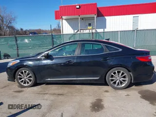 2016 Hyundai Azera with VIN KMHFG4JG1GA559713, listed as a IAAI auction lot 41898503 with 84,422 mi miles and . Bid and sale history available at DreamBid. Image 14.