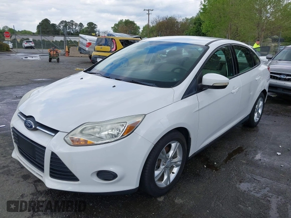 2013 Ford Focus SE with VIN 1FADP3F2XDL240898, listed as a IAAI auction lot 41975481 with 131,304 mi miles. Bid and sale history available at carsss.com. Image 17.
