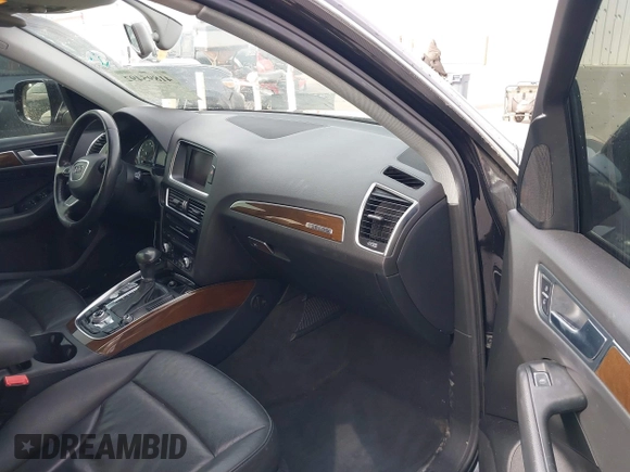2013 Audi Q5 Premium Plus with VIN WA1LFAFP3DA089658, listed as a IAAI auction lot 41895492 with 152,417 mi miles. Bid and sale history available at carsss.com. Image 5.