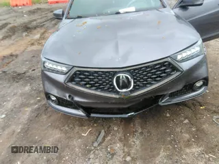 2018 Acura TLX w/A-SPEC Pkg with VIN 19UUB2F66JA002402, listed as a IAAI auction lot 41960832 with 91,643 mi miles. Bid and sale history available at carsss.com. Image 6.