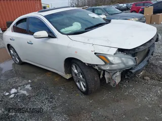 2012 Nissan Maxima S z VIN 1N4AA5APXCC824185, wystawiony jako IAAI lot #41399201 z przebiegiem 189 329 mil mil oraz . Historia ofert i sprzedaży dostępna na DreamBid. Obrazek 1.