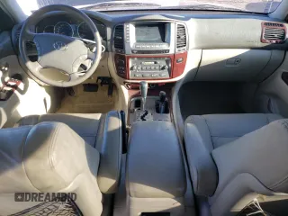 2004 Toyota Land Cruiser with VIN JTEHT05J742063193, listed as a Copart auction lot 83207844 with 189,844 mi miles and Clean Title. Bid and sale history available at carsss.com. Image 8.