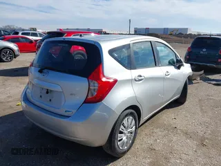 2015 Nissan Note S Plus z VIN 3N1CE2CP2FL402023, wystawiony jako IAAI lot #41461979 z przebiegiem 165 437 mil mil oraz . Historia ofert i sprzedaży dostępna na DreamBid. Obrazek 4.
