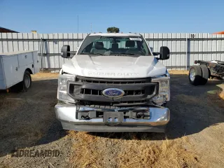 2020 Ford F-350 z VIN 1FDRF3G65LED08821, wystawiony jako Copart lot #72862504 z przebiegiem 205 384 mil mil oraz Czysty tytuł • Clean title. Historia ofert i sprzedaży dostępna na DreamBid. Obrazek 5.