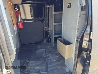 2015 Nissan NV200 SV z VIN 3N6CM0KN6FK711906, wystawiony jako IAAI lot #42514824 z przebiegiem 136 449 mil mil oraz . Historia ofert i sprzedaży dostępna na DreamBid. Obrazek 8.