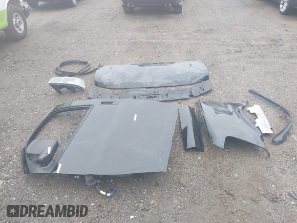2018 Chevrolet Express Cargo с VIN 1GCWGAFP0J1250723, выставлен на аукционе IAAI как лот 42471313 с пробегом 129 896 миль миль и . История ставок и продаж доступна на DreamBid. Изображение 12.