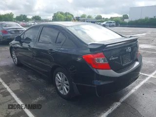 2012 Honda Civic EX-L z VIN 19XFB2F93CE052482, wystawiony jako IAAI lot #42227657 z przebiegiem 123 909 mil mil oraz . Historia ofert i sprzedaży dostępna na DreamBid. Obrazek 3.