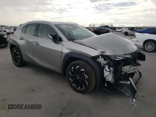 2020 Lexus UX with VIN JTHP3JBH8L2030935, listed as a Copart auction lot 60865774 with 25,743 mi miles and Salvage Title. Bid and sale history available at carsss.com. Image 4.