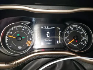 2015 Jeep Cherokee Latitude with VIN 1C4PJLCB8FW622135, listed as a Copart auction lot 53962195 with 119,793 mi miles and Clean Title. Bid and sale history available at carsss.com. Image 9.