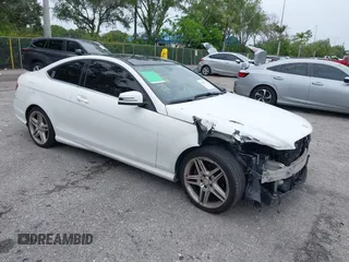 2015 Mercedes-Benz C 250 with VIN WDDGJ4HB8FG391252, listed as a IAAI auction lot 42428123 with 139,413 mi miles and . Bid and sale history available at DreamBid. Image 1.