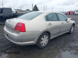 2005 Mitsubishi Galant ES with VIN 4A3AB36F75E052194, listed as a IAAI auction lot 41761132 with 254,086 mi miles. Bid and sale history available at carsss.com. Image 4.