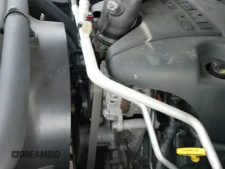 2018 Ram 1500 Express z VIN 1C6RR6KT4JS340854, wystawiony jako IAAI lot #41679041 z przebiegiem 127 652 mil mil oraz . Historia ofert i sprzedaży dostępna na DreamBid. Obrazek 19.