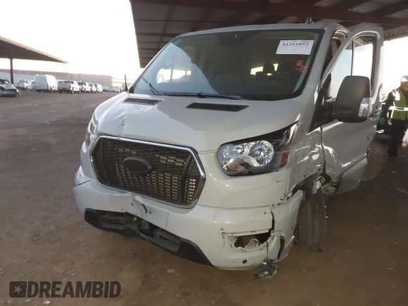 2024 Ford Transit Passenger XL with VIN 1FBAX9YG2RKA76007, listed as a IAAI auction lot 41291052 with 5,741 mi miles and . Bid and sale history available at DreamBid. Image 2.