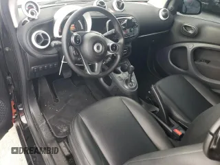 2016 Smart fortwo Passion z VIN WMEFJ5DAXGK069026, wystawiony jako Copart lot #53535045 z przebiegiem 34 410 mil mil oraz Tytuł czysty. Historia ofert i sprzedaży dostępna na DreamBid. Obrazek 8.