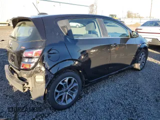 2020 Chevrolet Sonic LT z VIN 1G1JD6SB6L4136715, wystawiony jako Copart lot #87250844 z przebiegiem 61 264 mil mil oraz Szkoda całkowita • Salvage title. Historia ofert i sprzedaży dostępna na DreamBid. Obrazek 3.