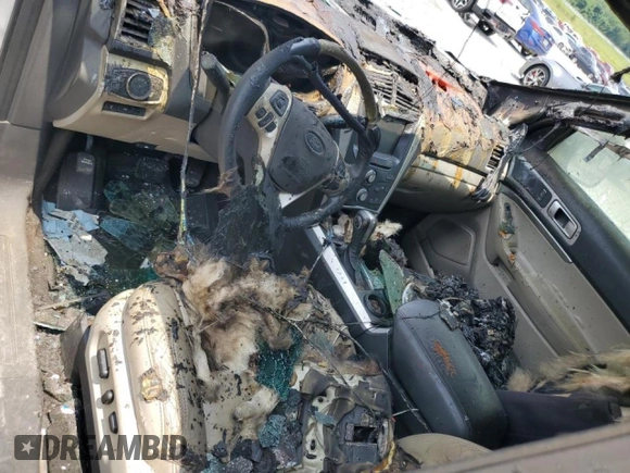 2014 Ford Explorer XLT with VIN 1FM5K7D82EGA42835, listed as a Copart auction lot 62510215 with Not provided miles and Salvage title. Bid and sale history available at DreamBid. Image 8.