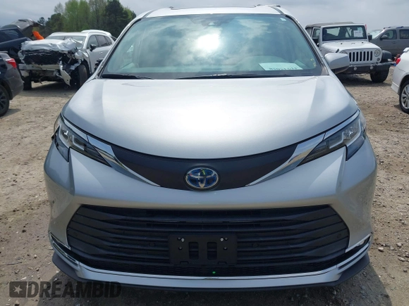 2021 Toyota Sienna XLE with VIN 5TDJSKFC2MS007191, listed as a IAAI auction lot 41945058 with 50,120 mi miles and . Bid and sale history available at DreamBid. Image 12.