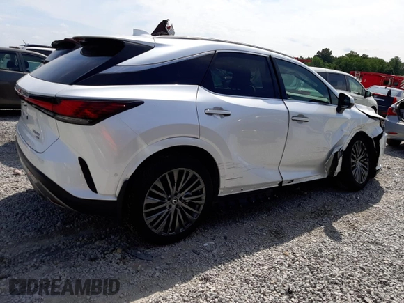 2023 Lexus RX with VIN 2T2BAMCA8PC016699, listed as a Copart auction lot 62643583 with 5,845 mi miles. Bid and sale history available at carsss.com. Image 3.