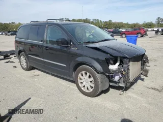 2016 Chrysler Town & Country Touring with VIN 2C4RC1BG8GR284170, listed as a Copart auction lot 49133465 with 135,478 mi miles and Salvage Title. Bid and sale history available at carsss.com. Image 4.