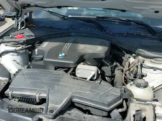 2013 BMW 3 Series 328i xDrive с VIN WBA3B3C54DF542010, выставлен на аукционе IAAI как лот 43090649 с пробегом 192 397 миль миль и . История ставок и продаж доступна на DreamBid. Изображение 20.