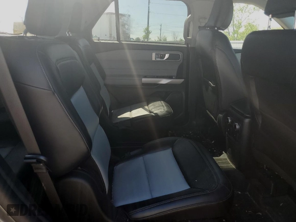 2024 Ford Explorer XLT с VIN 1FMSK8DH2RGA81276, выставлен на аукционе Copart как лот 57117385 с пробегом 13 693 миль миль и Чистый • Clean title. История ставок и продаж доступна на DreamBid. Изображение 11.