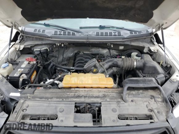 2016 Ford F-150 XL with VIN 1FTEX1CF3GKE26318, listed as a Copart auction lot 43147885 with 261,869 mi miles and Salvage Title. Bid and sale history available at carsss.com. Image 11.