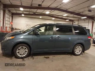 2014 Toyota Sienna XLE с VIN 5TDYK3DC5ES423745, выставлен на аукционе IAAI как лот 42455273 с пробегом 103 063 миль миль и . История ставок и продаж доступна на DreamBid. Изображение 15.