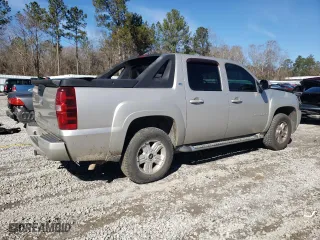 2009 Chevrolet Avalanche LT w/2LT with VIN 3GNFK22049G150416, listed as a Copart auction lot 87866225 with 186,505 mi miles and Salvage Title. Bid and sale history available at carsss.com. Image 3.