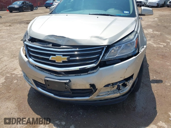 2015 Chevrolet Traverse LT z VIN 1GNKRHKD7FJ109076, wystawiony jako IAAI lot #42032817 z przebiegiem 62 830 mil mil oraz . Historia ofert i sprzedaży dostępna na DreamBid. Obrazek 6.