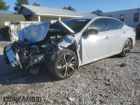 2024 Nissan Altima 2.5 SR with VIN 1N4BL4CV3RN400350, listed as a Copart auction lot 89174265 with 0 mi miles and Salvage Title. Bid and sale history available at carsss.com. Image 1.