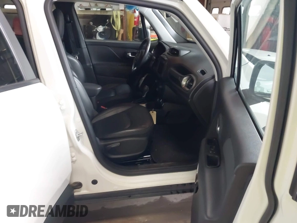 2021 Jeep Renegade Limited with VIN ZACNJDD19MPM21287, listed as a IAAI auction lot 42077387 with 44,208 mi miles and . Bid and sale history available at DreamBid. Image 5.