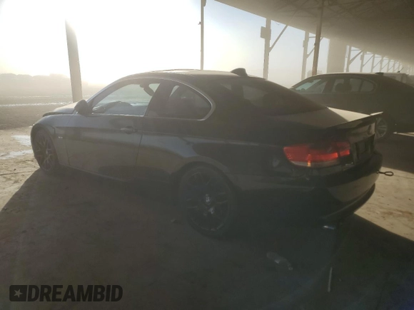 2007 BMW 3 Series 328i with VIN WBAWV13527P117800, listed as a Copart auction lot 88556335 with 173,268 mi miles and Salvage title. Bid and sale history available at DreamBid. Image 2.