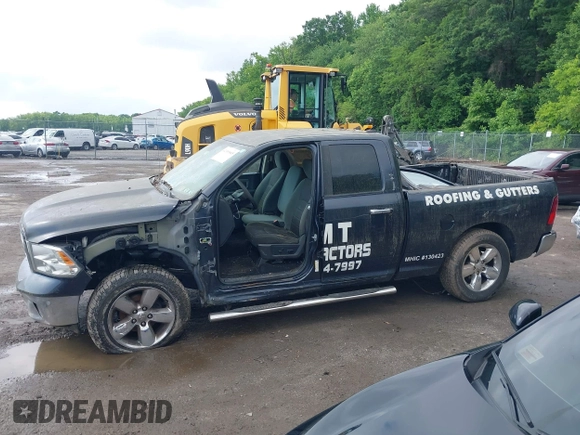 2017 Ram 1500 SLT z VIN 1C6RR7GT3HS504796, wystawiony jako IAAI lot #42389885 z przebiegiem 204 813 mil mil oraz . Historia ofert i sprzedaży dostępna na DreamBid. Obrazek 15.