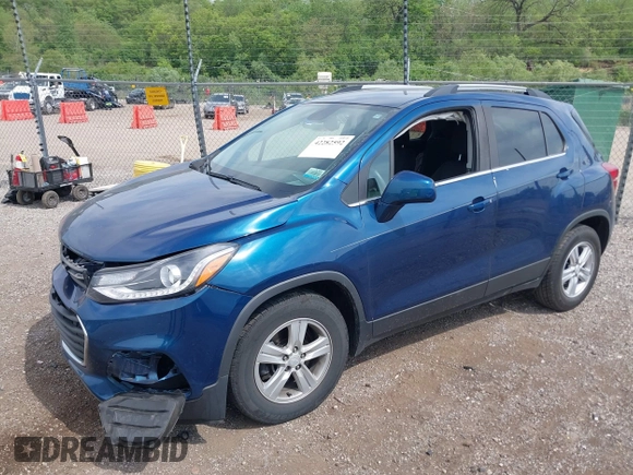 2020 Chevrolet Trax LT с VIN 3GNCJLSB5LL161632, выставлен на аукционе IAAI как лот 42282592 с пробегом 63 071 миль миль и . История ставок и продаж доступна на DreamBid. Изображение 2.