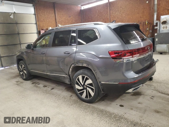 2024 Volkswagen Atlas SEL with VIN 1V2BR2CA8RC532847, listed as a Copart auction lot 52149275 with 26,590 mi miles and Salvage title. Bid and sale history available at DreamBid. Image 2.