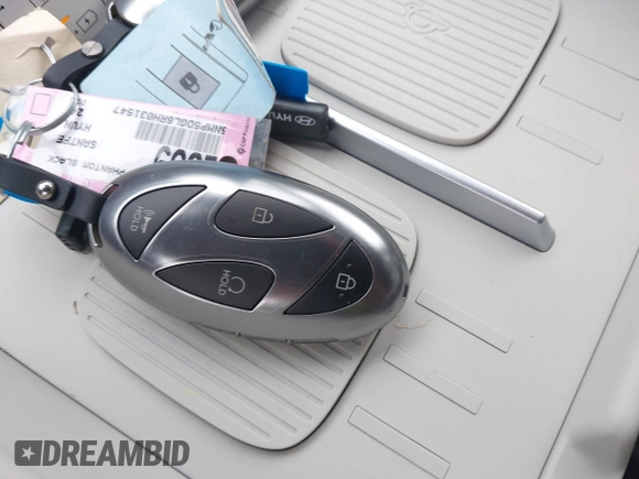 2024 Hyundai Santa Fe Calligraphy with VIN 5NMP5DGL6RH031547, listed as a IAAI auction lot 42562910 with 10,998 mi miles and . Bid and sale history available at DreamBid. Image 11.