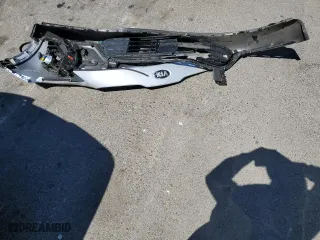 2019 Kia Niro EV EX with VIN KNDCC3LG2K5026541, listed as a Copart auction lot 70068474 with 36,829 mi miles and Salvage Title. Bid and sale history available at carsss.com. Image 12.