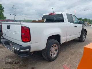 2021 Chevrolet Colorado 2WD Work Truck z VIN 1GCHSBEA6M1105491, wystawiony jako IAAI lot #42273668 z przebiegiem 43 024 mil mil oraz . Historia ofert i sprzedaży dostępna na DreamBid. Obrazek 4.